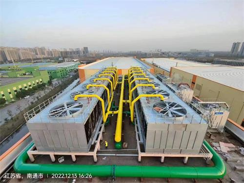 影響閉式冷卻塔散熱的因素及解決方案(冷卻塔填料凝固怎么拆除)