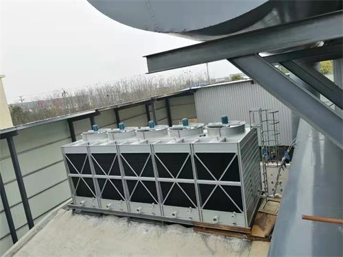 冷卻塔降噪材料要求(冷卻塔隔音降噪)